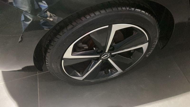 Opel Astra 1.2 Turbo 130 CV Business Elegance