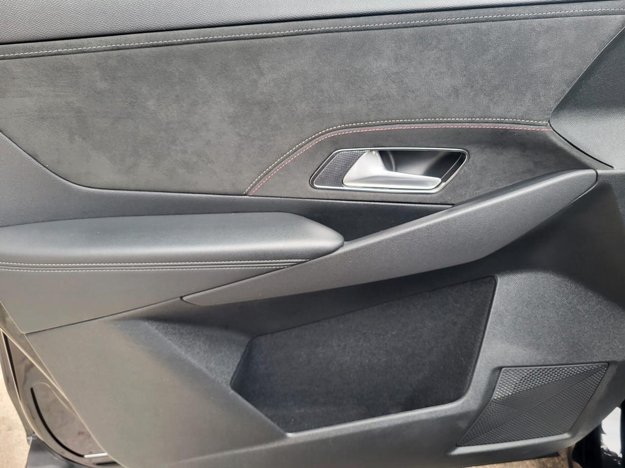 DS 7 Crossback HDi 130 aut. Performance Line Cerchi 19...