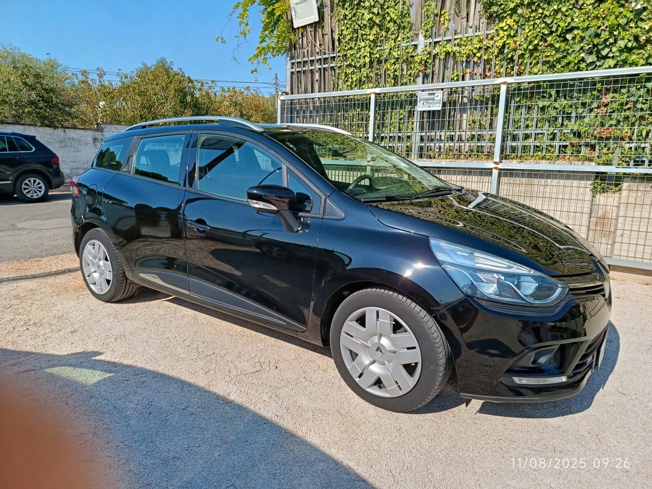 Renault Clio Sporter dCi 8V 75 CV Moschino Intens