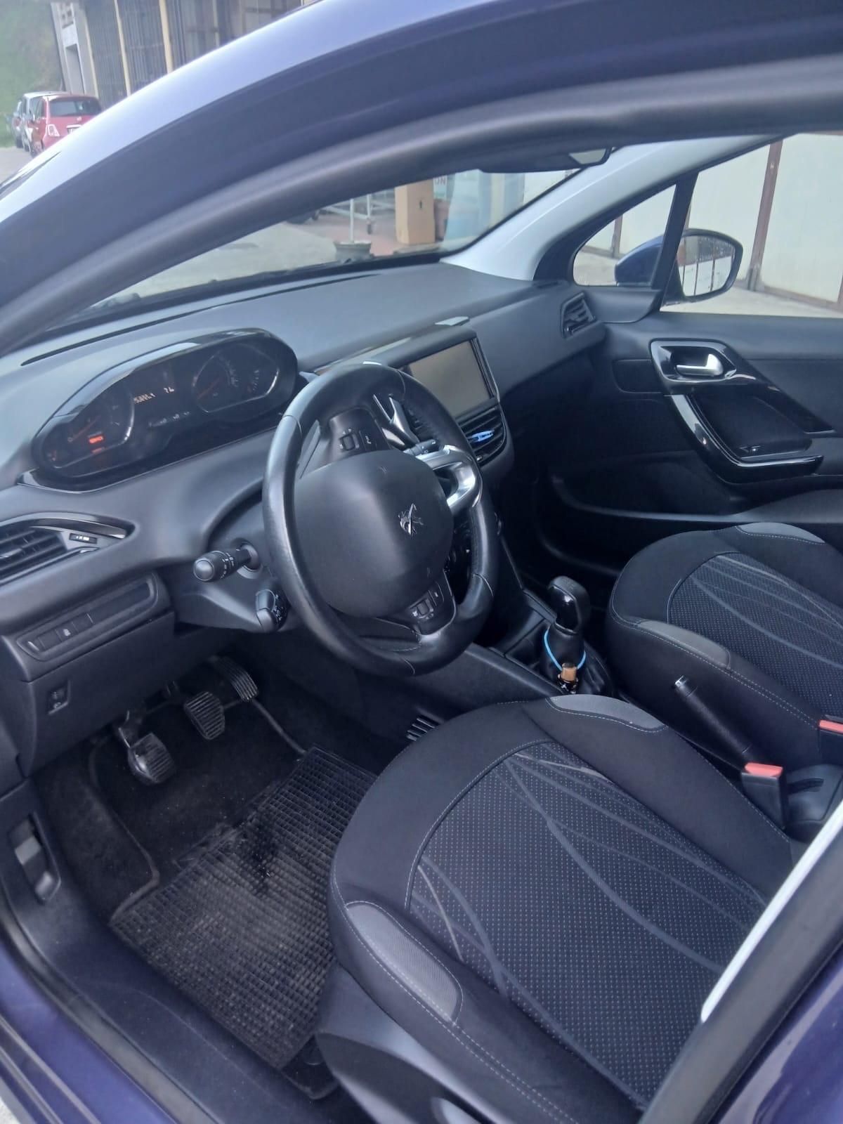 Peugeot 208 1.2 VTi 82 CV 5 porte Access