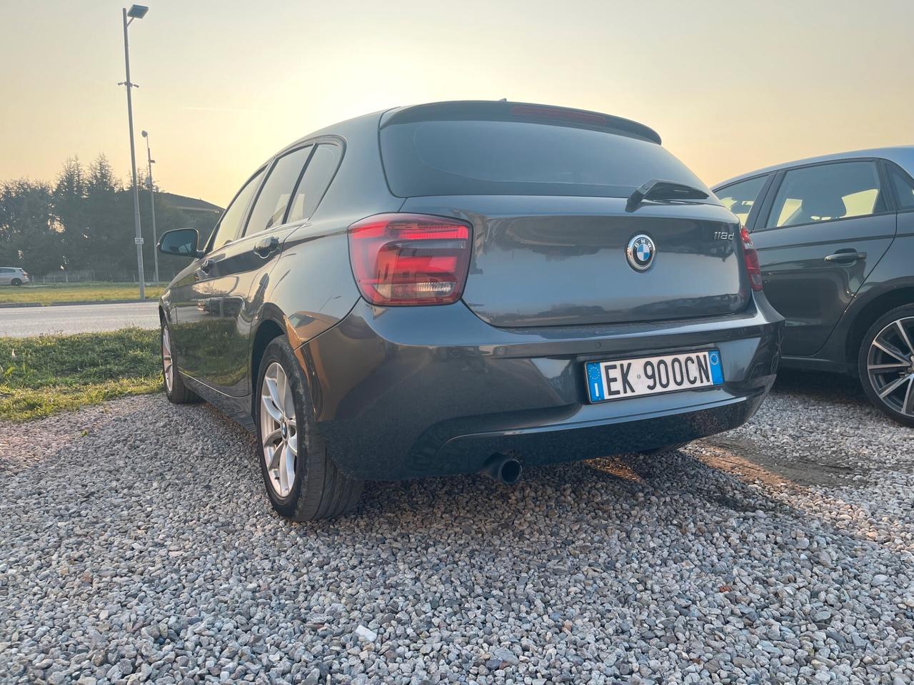 Bmw 118d 5 porte manuale