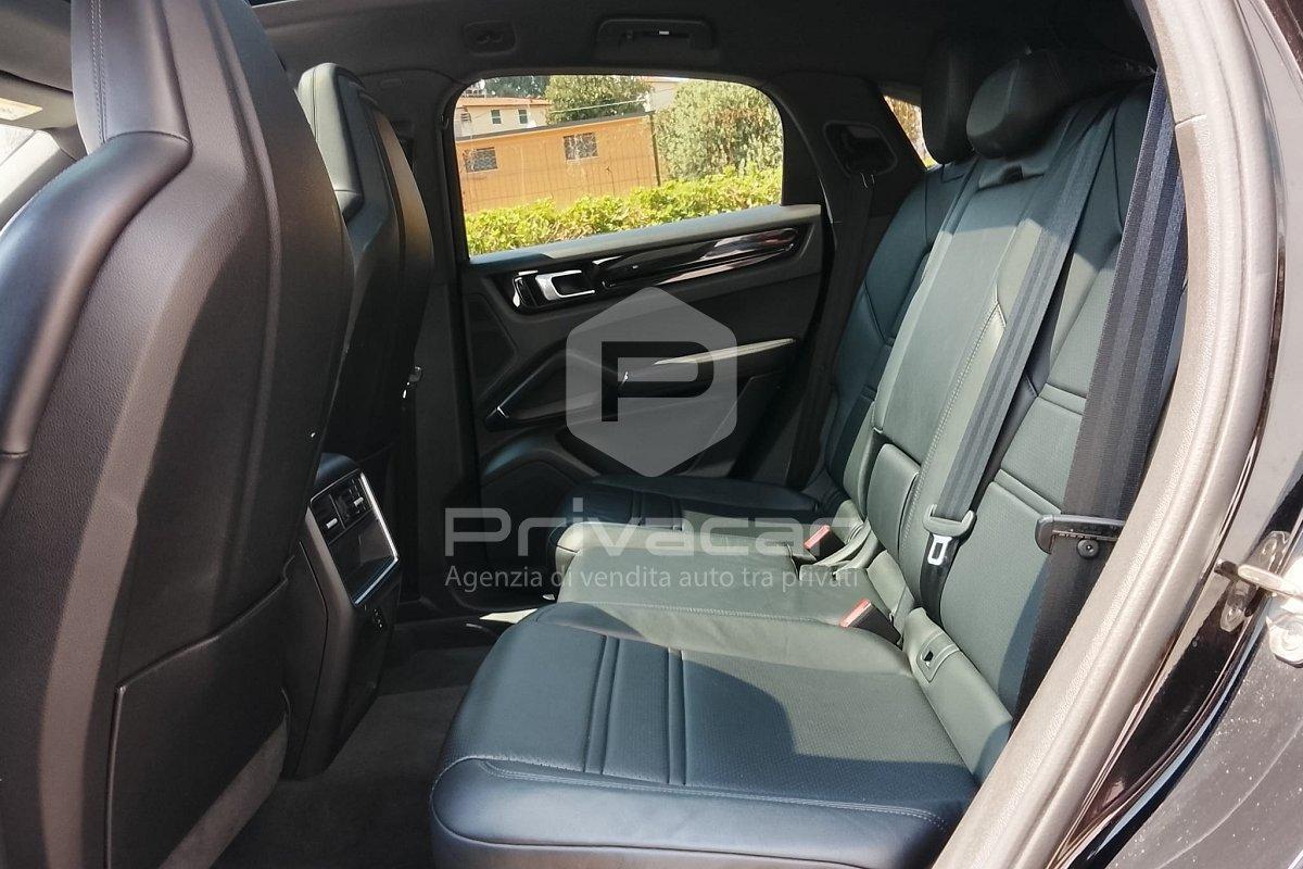 PORSCHE Cayenne Coupé 3.0 V6 E-Hybrid