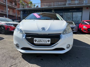 Peugeot 208 1.6 e-HDi 92 CV Stop&Start 3 porte Allure