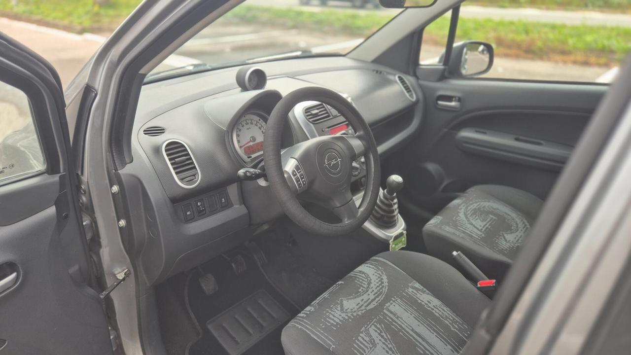 Opel Agila 1.0 12V 68 CV Ecotec