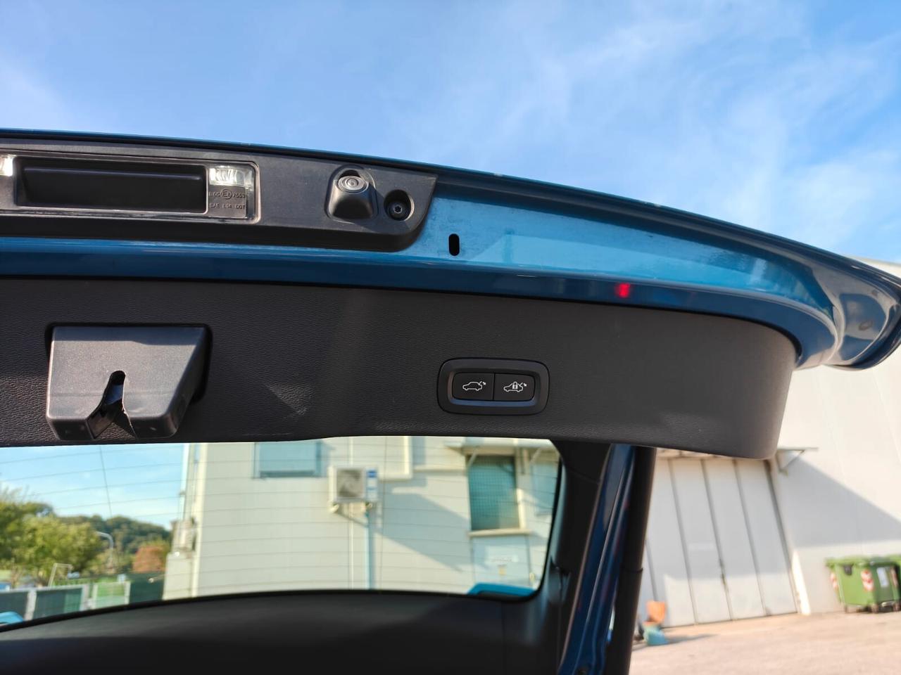 Volvo C40 Recharge Twin Motor AWD Plus