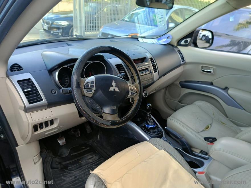 MITSUBISHI Outlander 2.0 DI-D Intense DPF