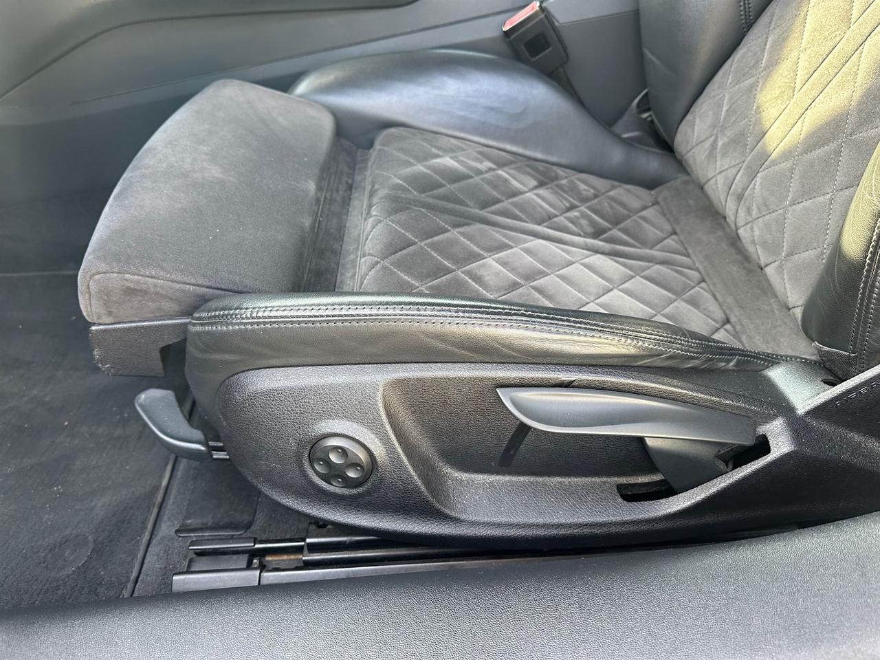 Audi TT S Line 2.0 TFSI #8773