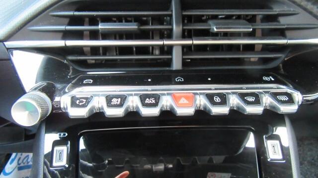 Peugeot 2008 PureTech 100 S&S Allure