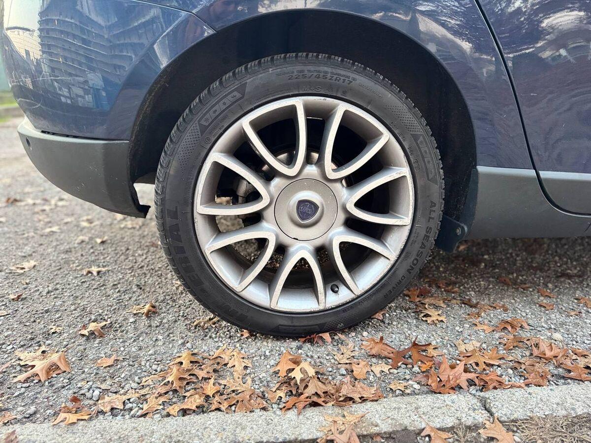 Lancia Delta 1.4 tjt Platino ecochic Gpl 120cv