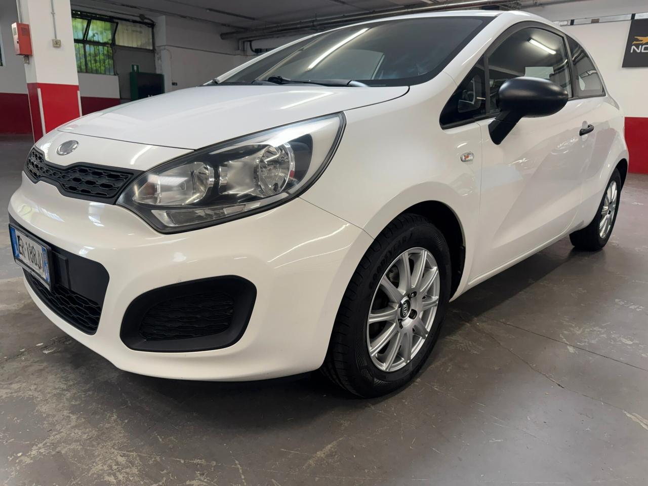 Kia Rio 1.2 CVVT 3p. LX
