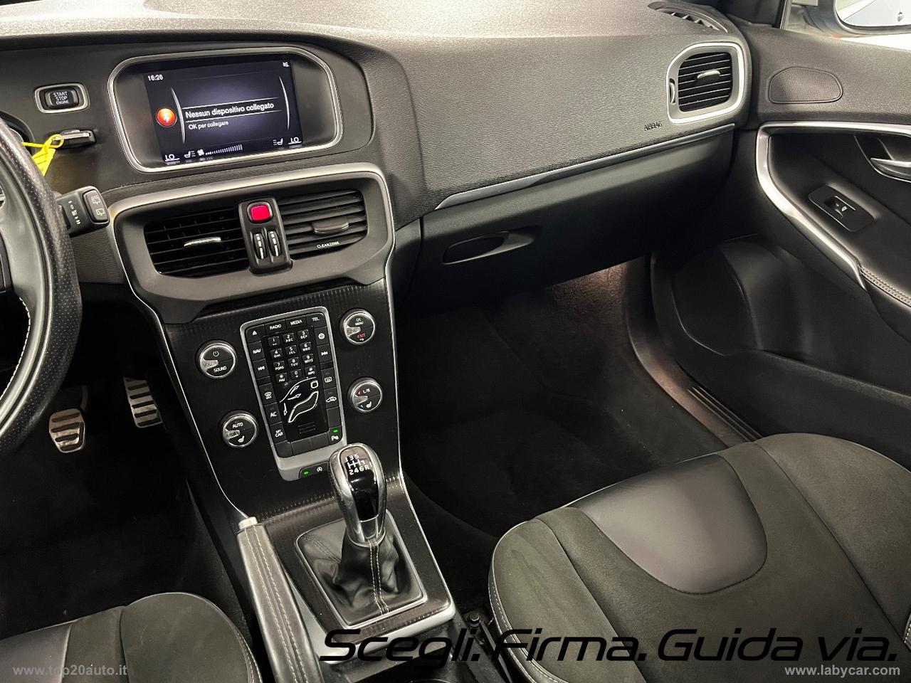 VOLVO V40 D2 R-design FARI LED|DOPPIO SCARICO