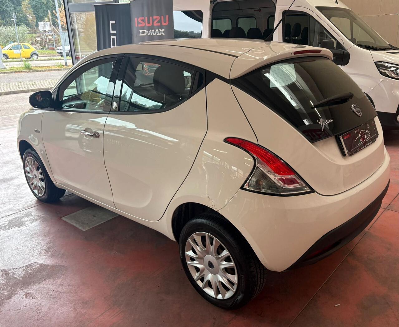 LANCIA YPSILON serie3 METANO Orig. LANCIA CV 85 Km 90.326 Per NEOPATENTATI garanzia 12 mesi