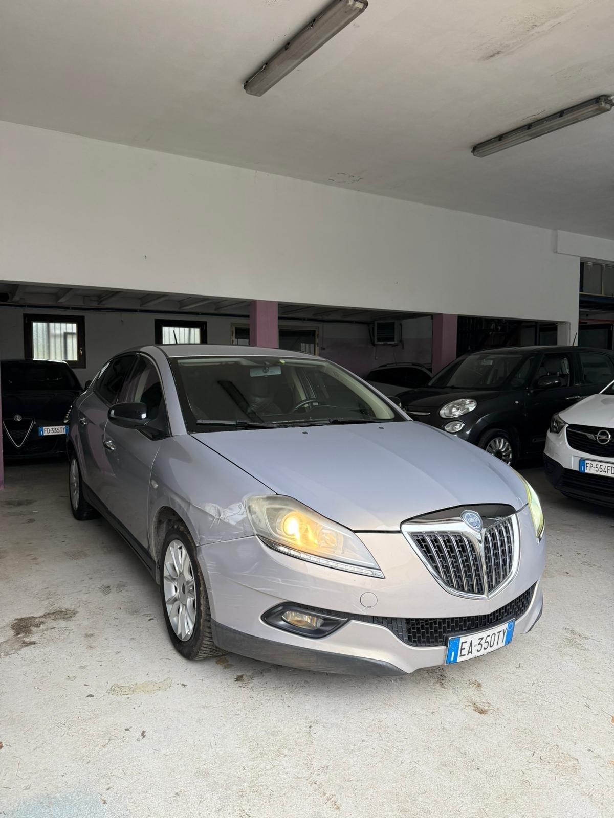 Lancia Delta 1.6 MJT DPF Argento