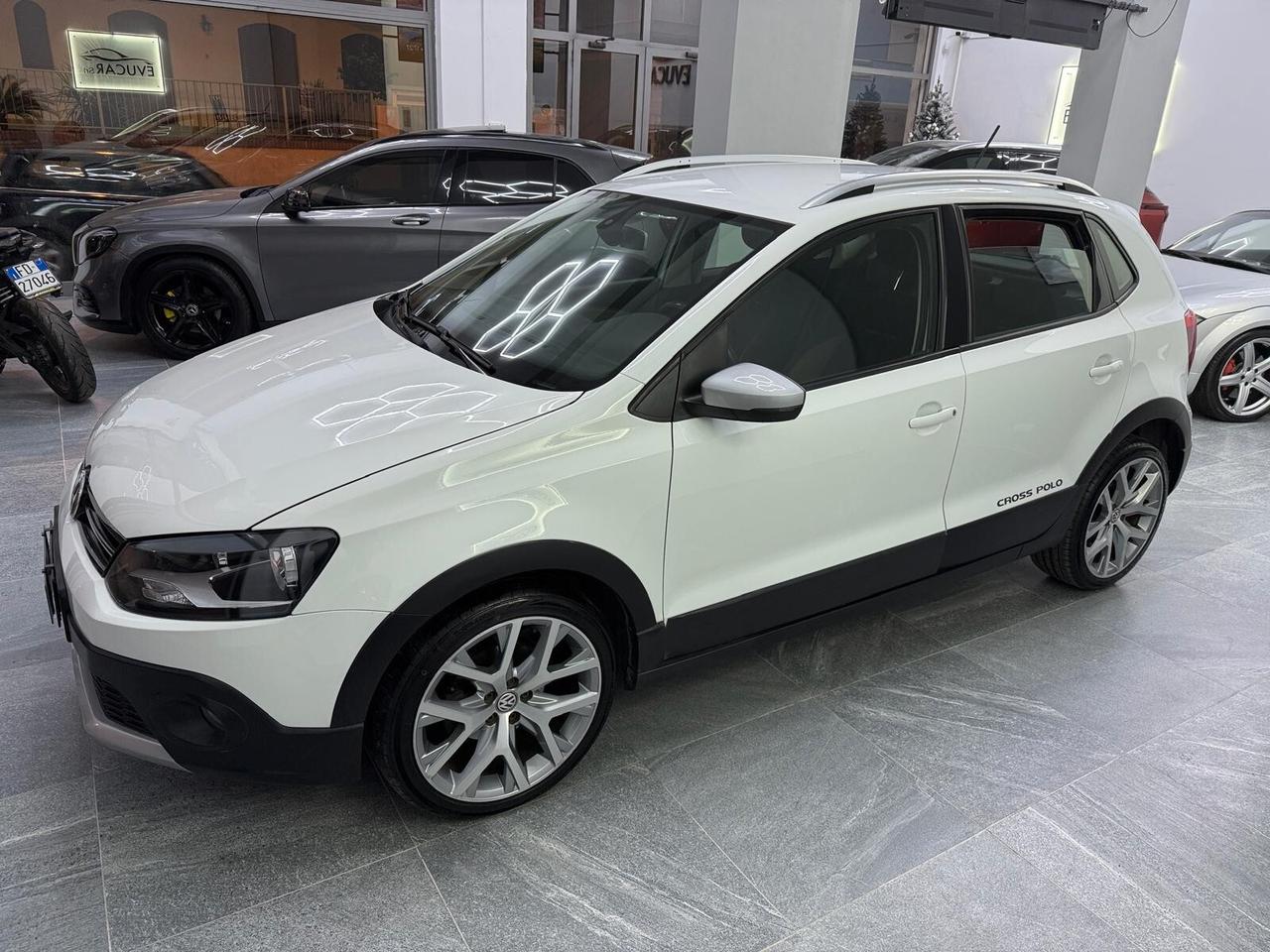 Volkswagen Polo Cross 1.4 TDI 90 CV DSG 5p.