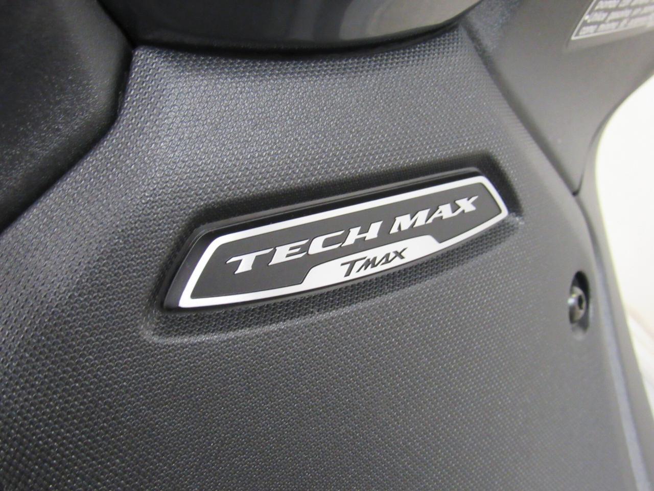 Yamaha T Max 560 ABS TECHMAX DARK PTEROL