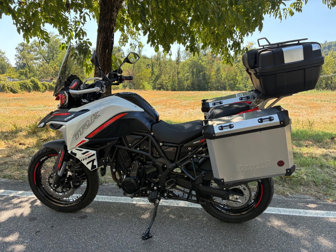 Benelli TRK 702 X