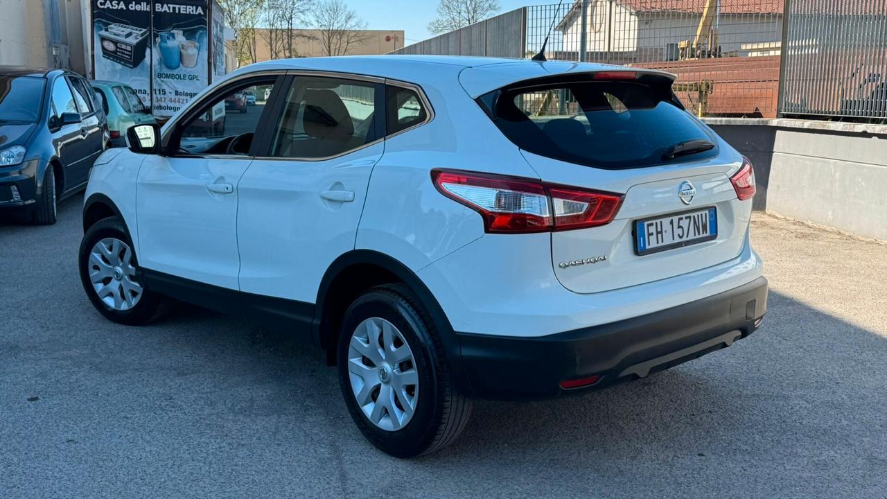 Nissan Qashqai 1.5 dCi N-Vision