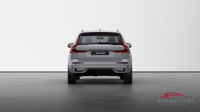 VOLVO XC60 B5 AWD Mild hybrid Benzina Ultra Dark - AUTOCARRO