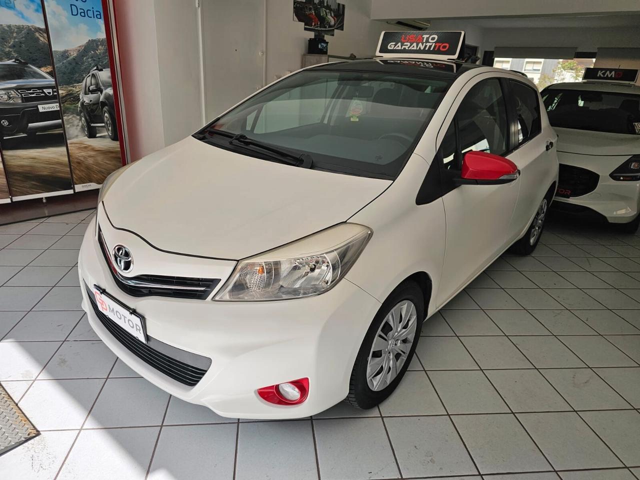 Toyota Yaris 1.4 D-4D 5 porte Lounge