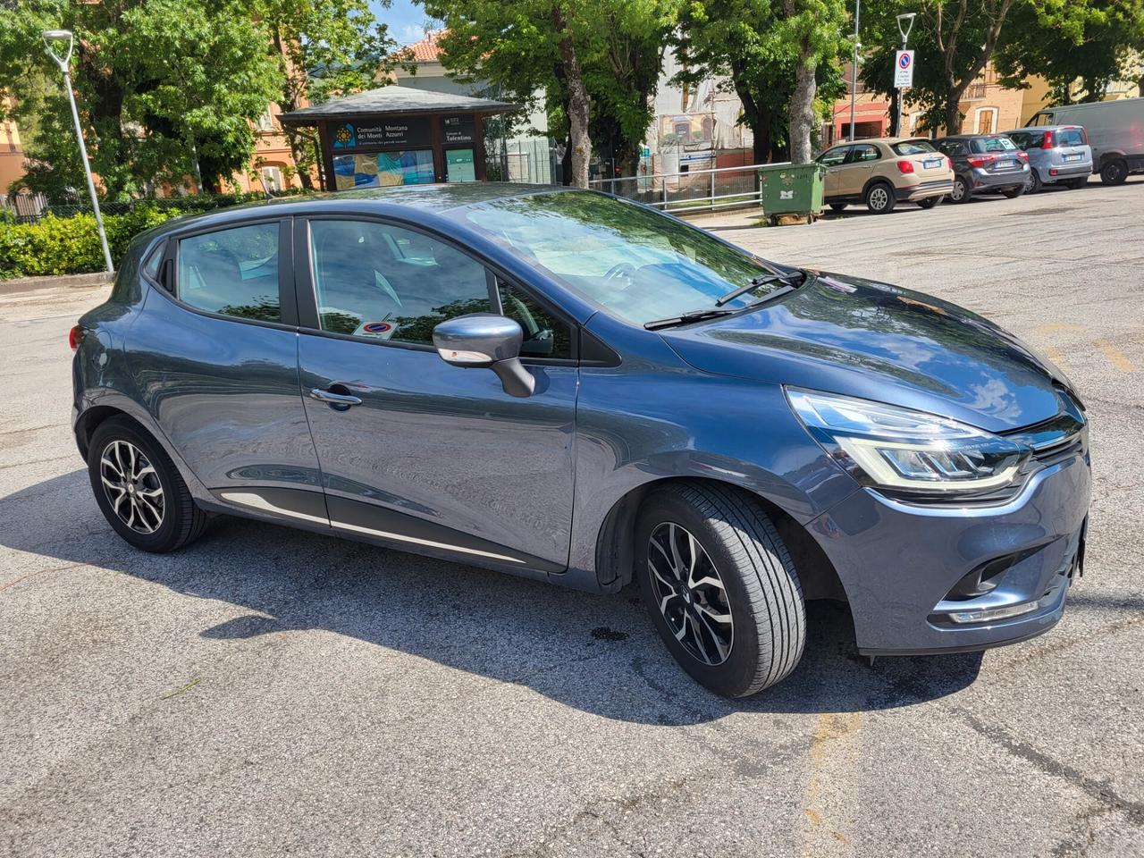 RENAULT CLIO 1,5 dCi-KM 71000-NAVI-2 REVISIONI