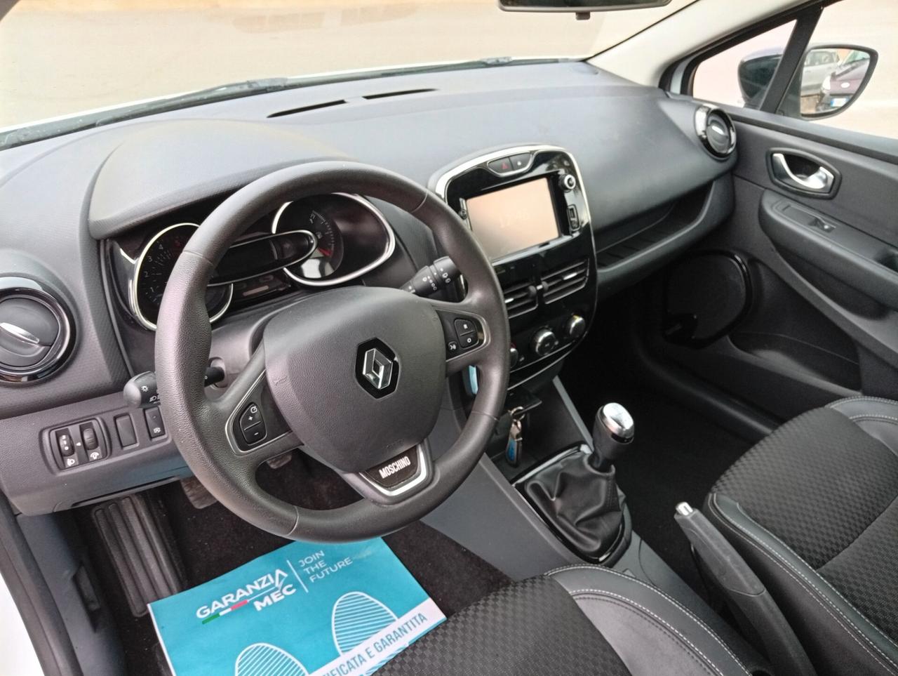 Renault Clio dCi 8V 75 CV 5 porte Moschino Zen