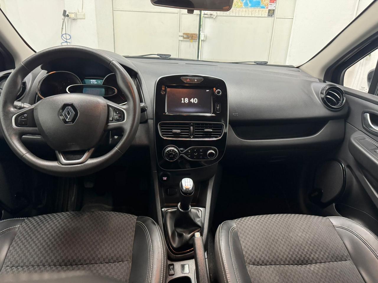 Renault Clio dCi 8V 90 CV 5 porte Moschino Intens 2020