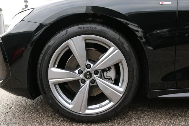 AUDI A6 Avant TDI 204CV S tronic S line edition