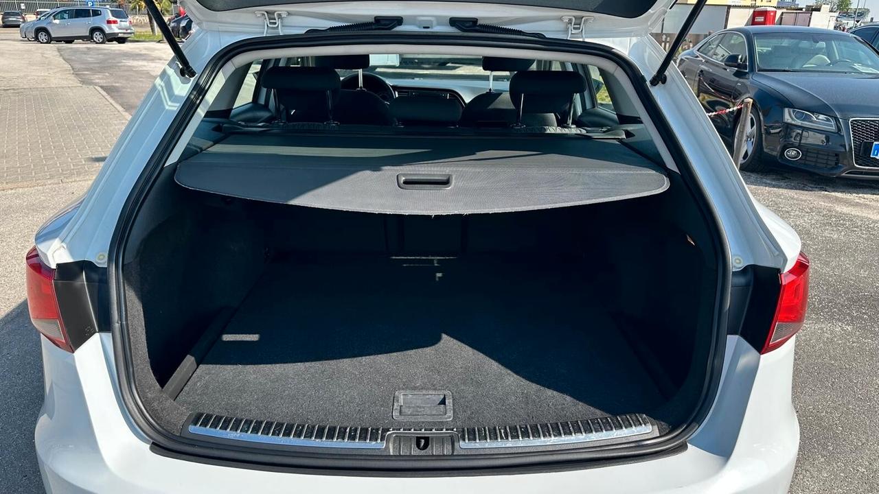 Seat Leon 1.6 -105 CV ST Style