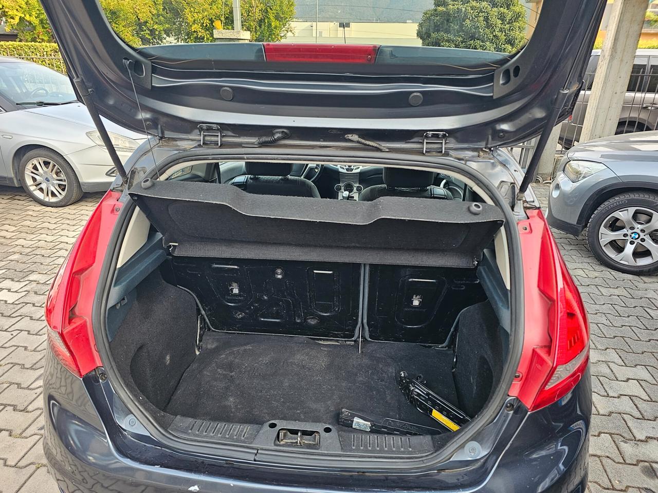 FORD FIESTA 1.4 GPL TITANIUM "OK PER NEOPATENTATI"