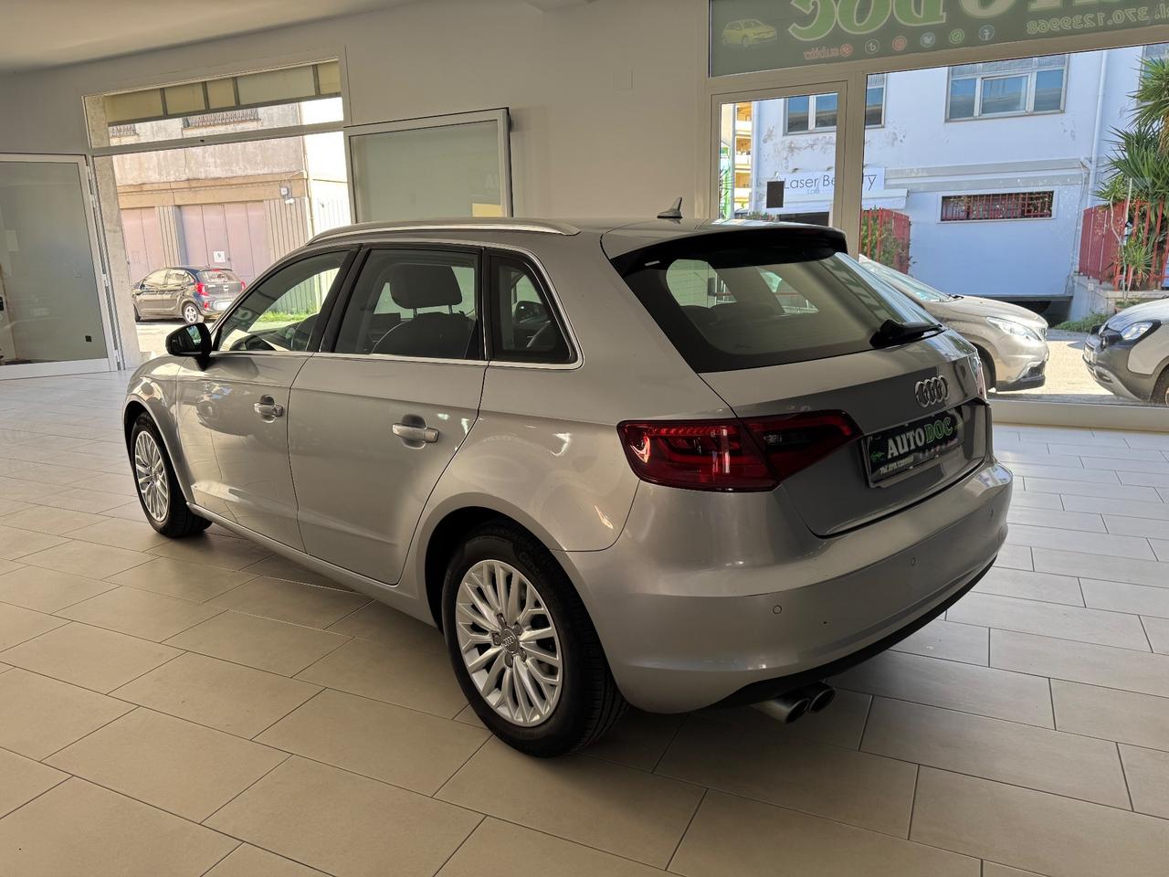 Audi A3 2.0 TDI 150 CV clean diesel Attraction
