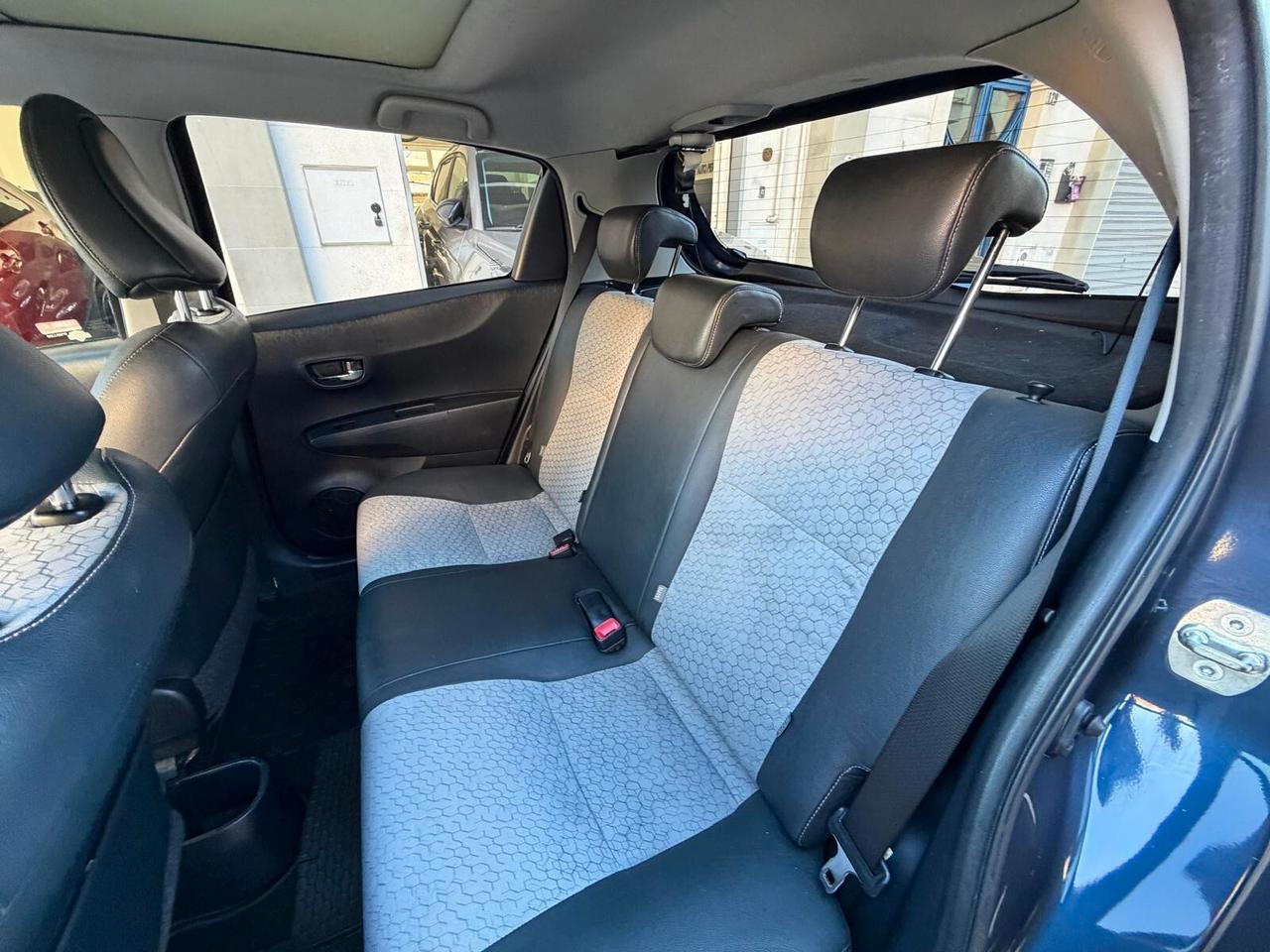 Toyota Yaris 1.4 D-4D 5 porte Lounge Tetto panoramico