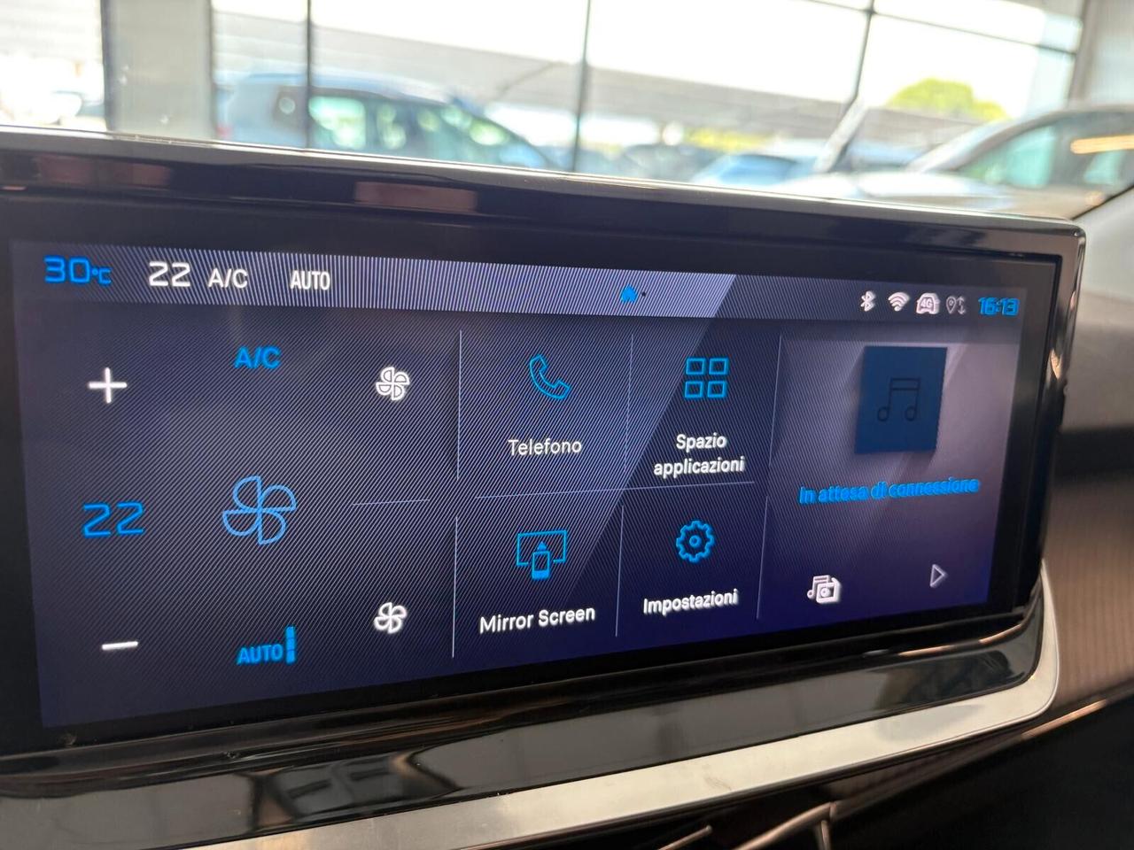 Peugeot 208 ALLURE Hybrid 110 e-DCS6 SPOTICAR