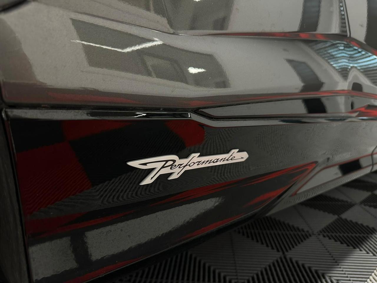 Lamborghini Urus 4.0 Performante