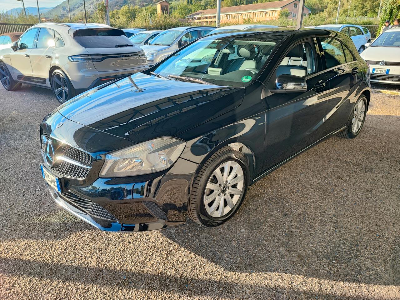 Mercedes-benz A 160 d Premium