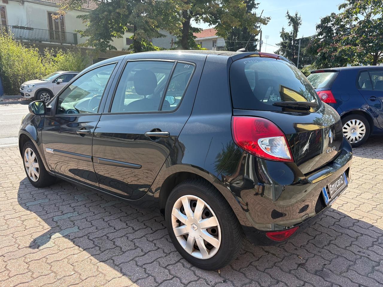 Renault Clio 1.2 16V SporTour Dynamique