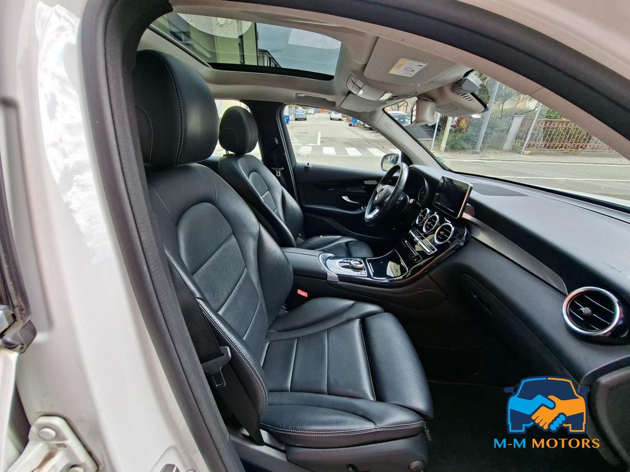 Mercedes-Benz GLC 220 D 4 MATIC premium + tetto apribile