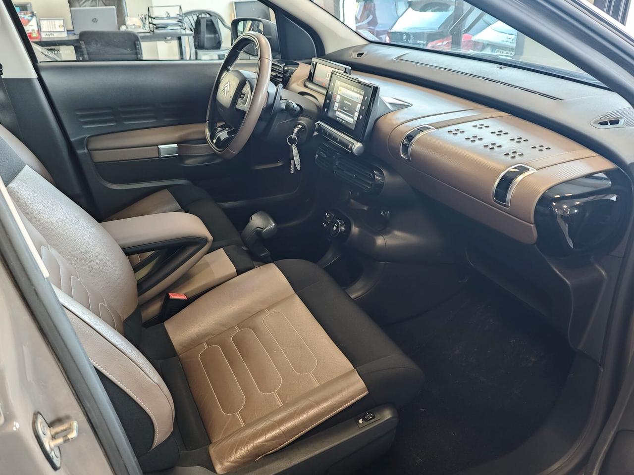 Citroen C4 Cactus BlueHDi 100 S&S Shine