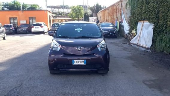 TOYOTA iQ 1.0