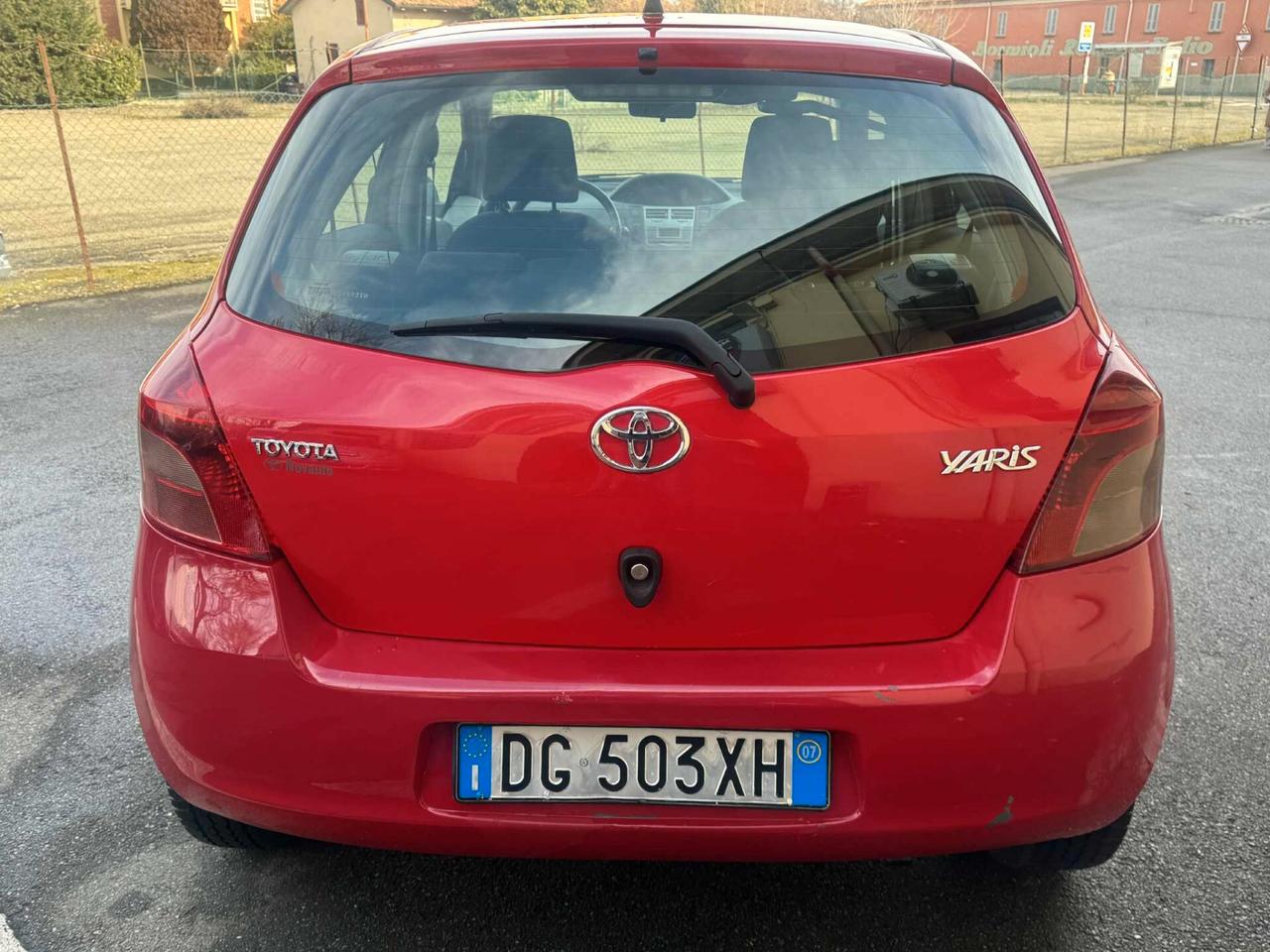 Toyota Yaris Anno 2007 1.0 Benzina 5 porte