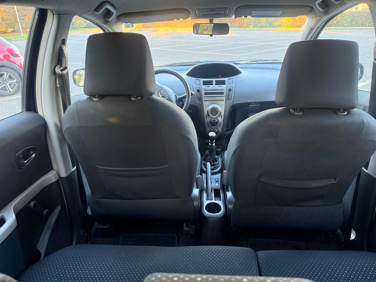 Toyota Yaris 1.3 5 porte Sol