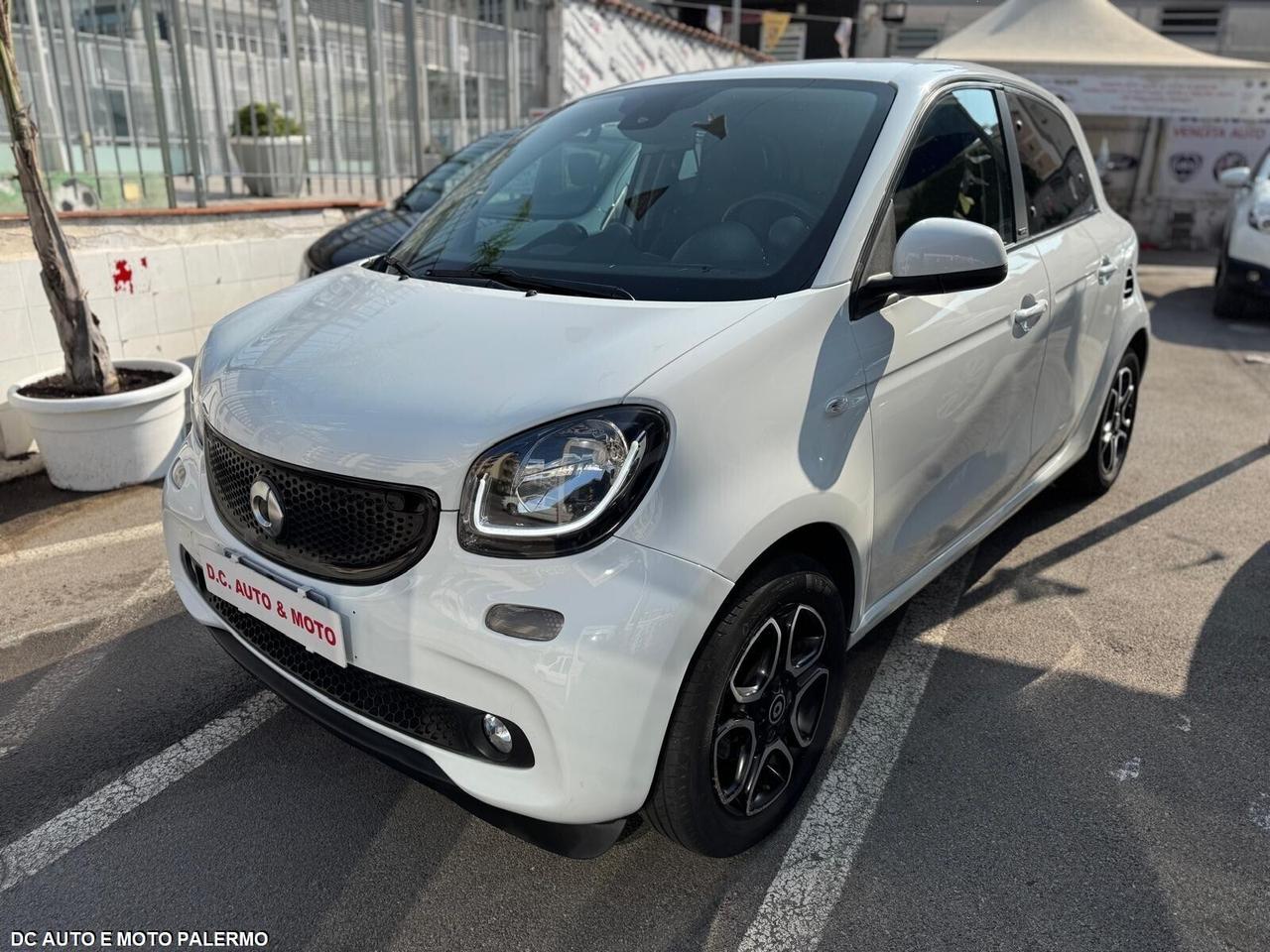Smart ForFour 900 BenzinaTurbo 90CV.Automatica2018
