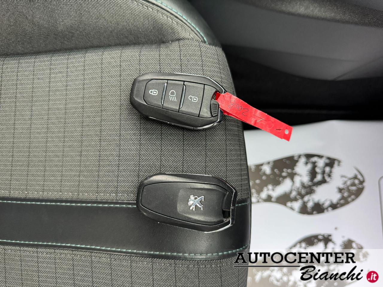 Peugeot 2008 1.5 bluehdi Allure Pack s&s 130cv eat8