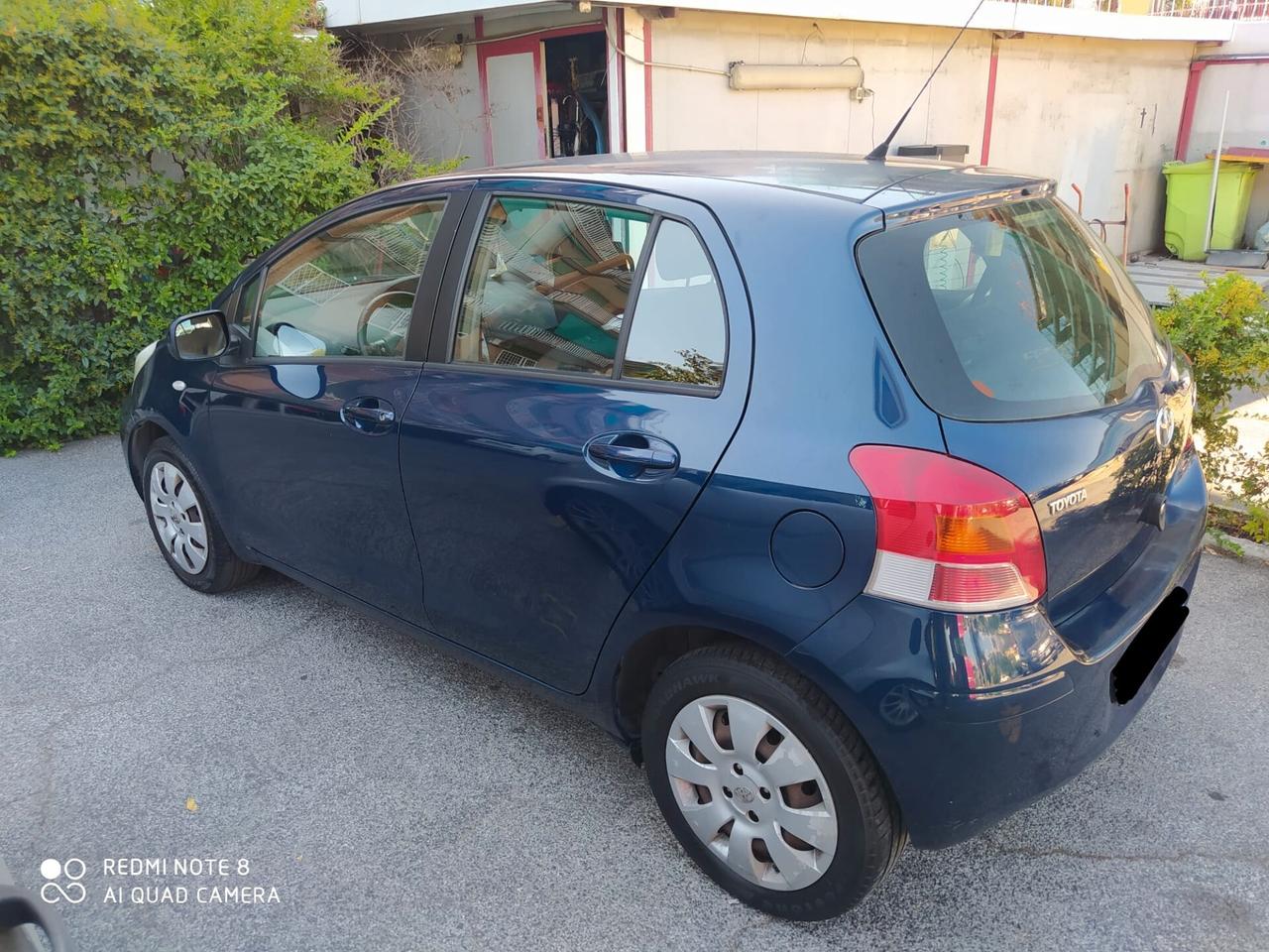 Toyota Yaris 1.0 5 porte