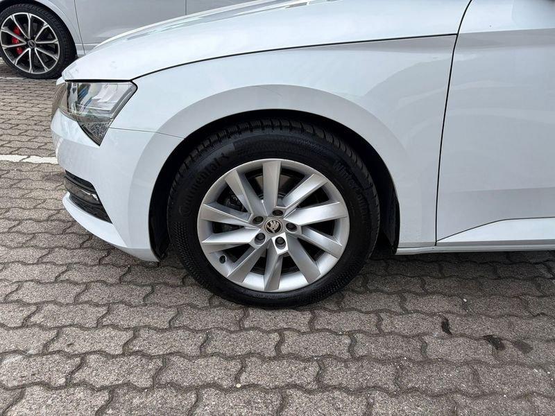 Škoda Superb Wagon 2.0 tdi evo Style 150cv dsg DANNEGGIATA