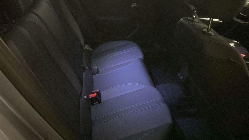 Peugeot 2008 2008 motore elettrico 136 CV Allure Pack