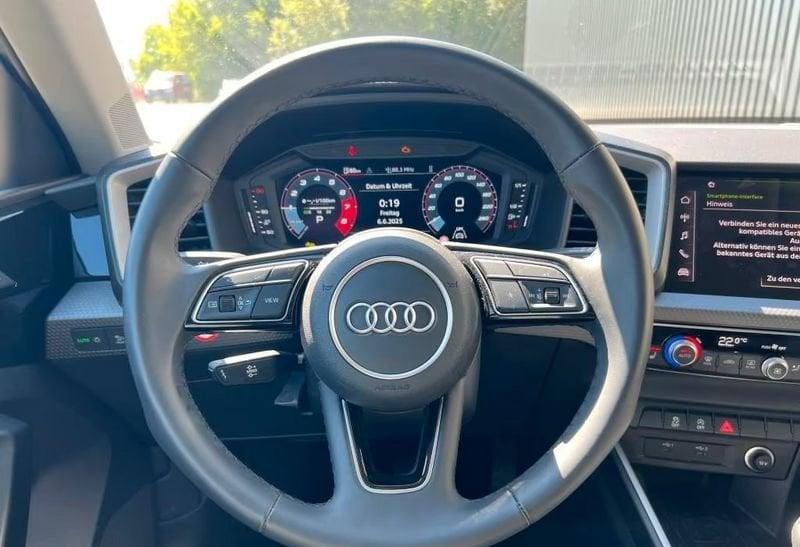 Audi A1 A1 SPB 30 TFSI S tronic S line edition Black Pack App connect