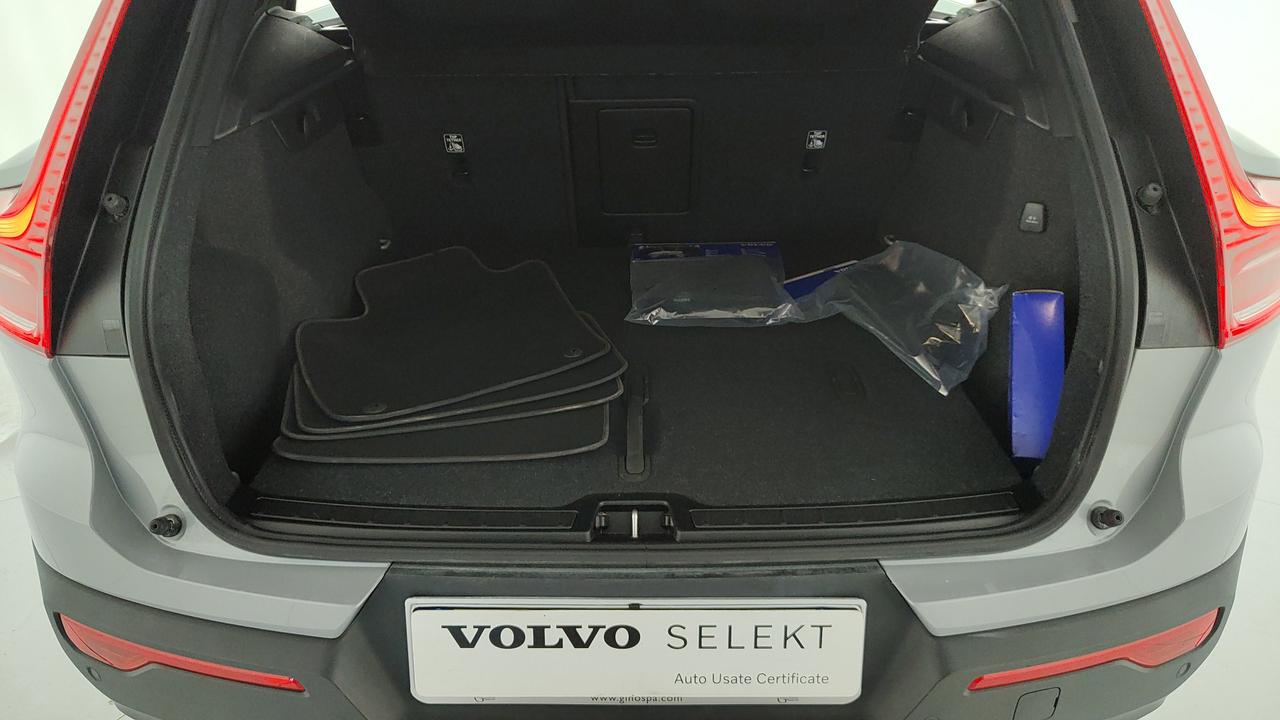 VOLVO XC40 2.0 b3 Core auto