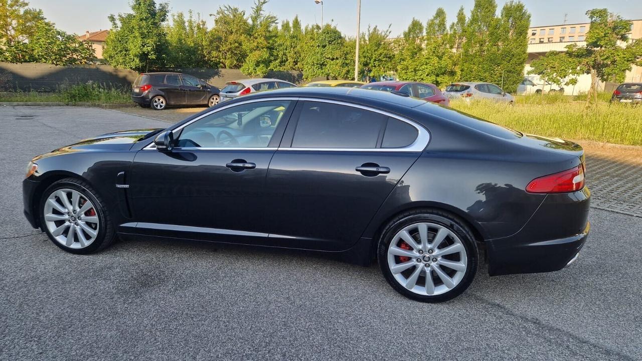 Jaguar XF 3.0 DS V6 Premium Luxury