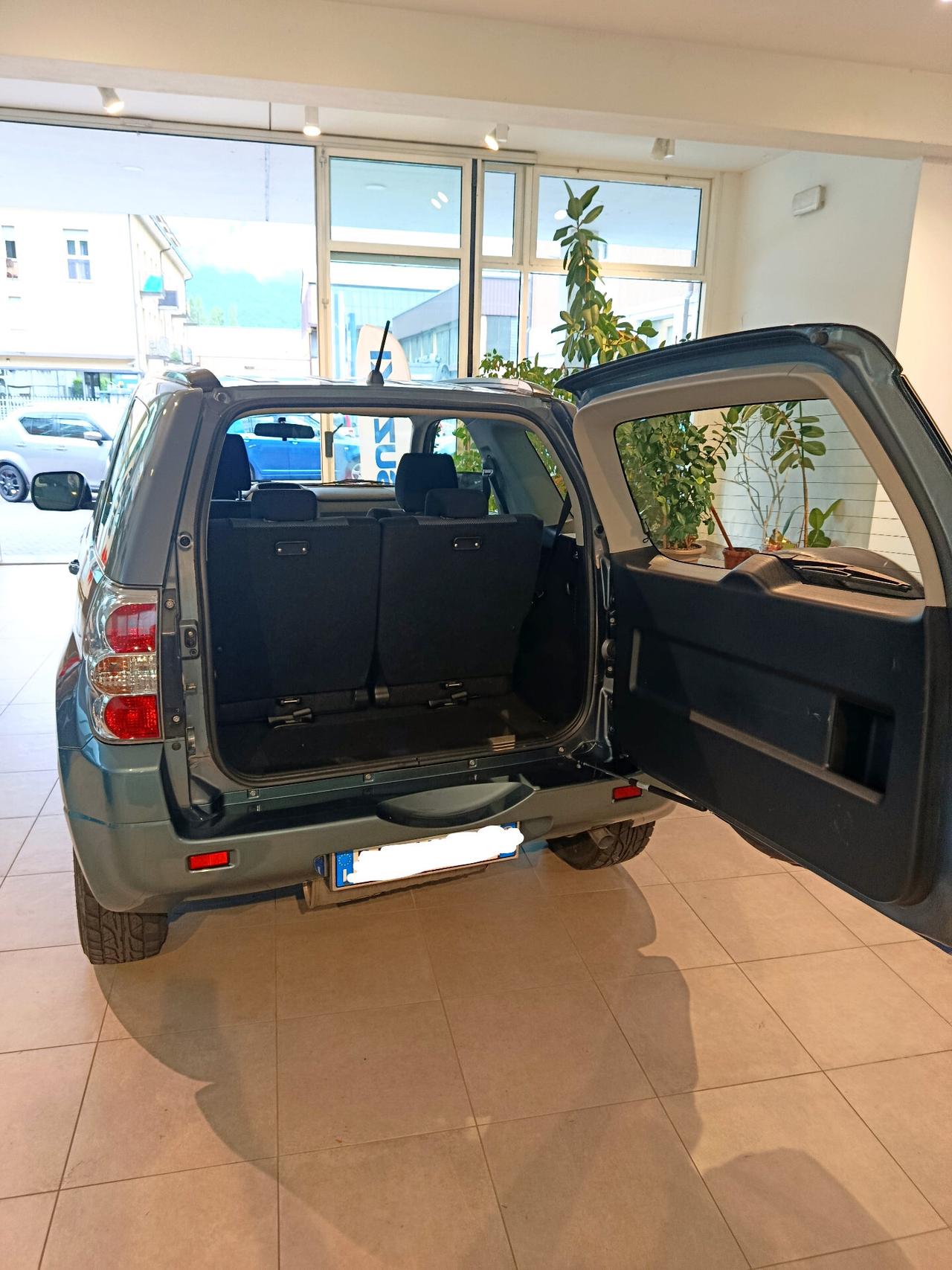 Suzuki Grand Vitara 1.9 DDiS 3 porte