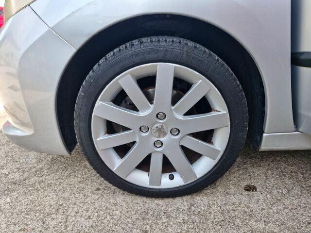 Peugeot 207 CABRIO 1.6 HDI 110 CV NEOPATENTATI